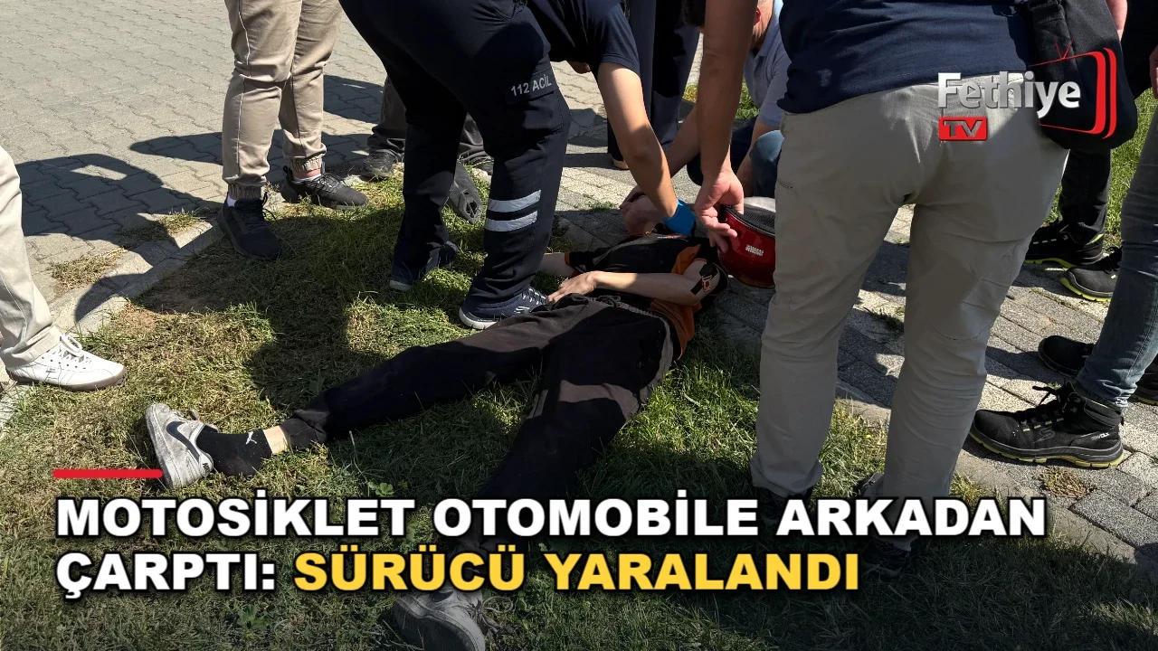Menteşe Orhaniye Mahallesi'nde motosikletin otomobile arkadan çarptığı kaza sonrası inceleme