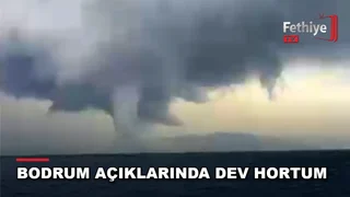 Bodrum ile Kos arasında denizde oluşan hortum, tekneden görüntülendi.