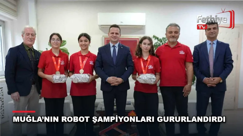 Milas BİLSEM Mylasa Roboteam öğrencileri, Muğla İl Milli Eğitim Müdürü Emre Çay'ı ziyaret etti.