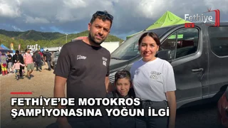 Fethiye Akdeniz Offroad Park'ta düzenlenen Türkiye Motokros Şampiyonası'na katılan sporcular ve izleyiciler.