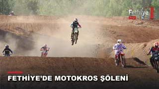 Fethiye Esenköy'deki Akdeniz Offroad Park'ta düzenlenen Türkiye Motokros Şampiyonası'nda mücadele eden sporcular