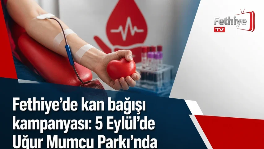 Fethiye Uğur Mumcu Parkı girişinde kan bağışı için toplanan vatandaşlar ve Kızılay yetkilileri.