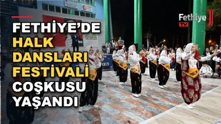 Fethiye Belediyesi'nin düzenlediği Uluslararası Halk Dansları ve Müzik Festivali'nde topluluklar sahnede performans sergiledi.