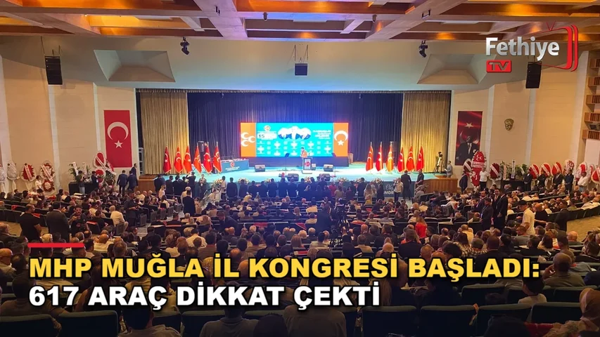 MHP Muğla 15. Olağan İl Kongresi'ne katılan partililer ve sanatçı Atilla Yılmaz