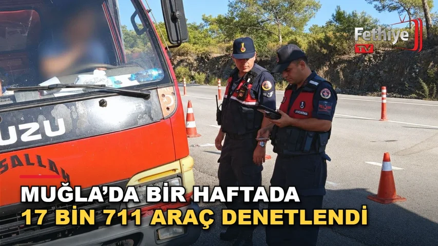 Trafik jandarması ekiplerinin 7-13 Eylül 2026 tarihleri arasında yol kenarında yaptığı denetimlerden bir kare.