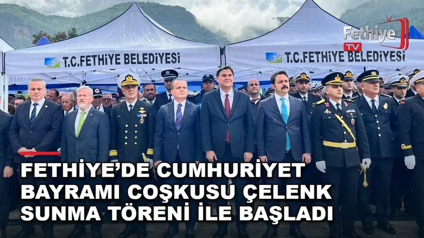 Fethiye'de 29 Ekim Cumhuriyet Bayramı çelenk sunma töreni düzenlendi