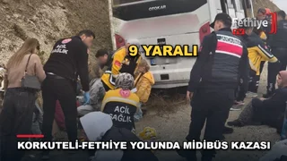 Korkuteli-Fethiye karayolunda yolcu midibüsünün kayalıklara çarpması sonucu 9 kişi yaralandı