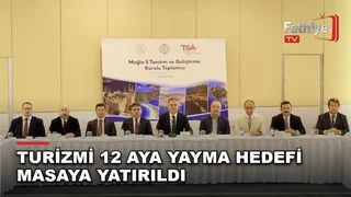 Muğla Valisi Dr. İdris Akbıyık başkanlığında Marmaris'te düzenlenen turizm tanıtım toplantısı