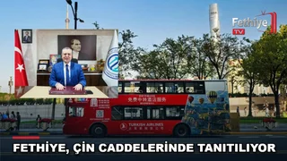 Fethiye'nin Ölüdeniz ve Babadağ tanıtımı Şanghay'da çift katlı otobüste yer alıyor