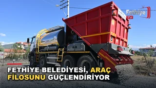 Fethiye Belediyesi araç filosuna katılan yeni kamyon ve ekskavatörler