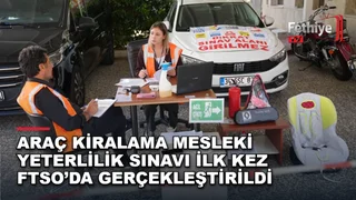 Fethiye Ticaret ve Sanayi Odası'nda düzenlenen araç kiralama mesleki yeterlilik sınavına katılan adaylar