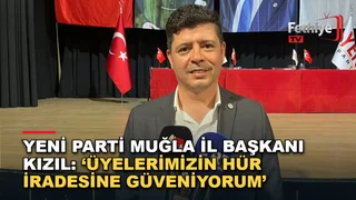 Yeni Parti Muğla İl Başkanı Nail Kızıl, Fethiye'deki ilçe kongresinde konuşma yapıyor