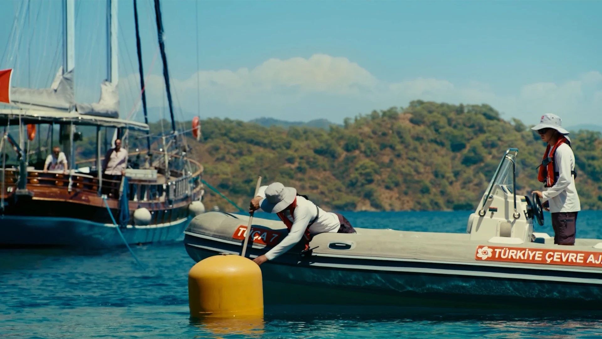 Ata Demirer ve Erkan Can, Mapa Şamandıra Tanıtım Filminde Rol Aldı