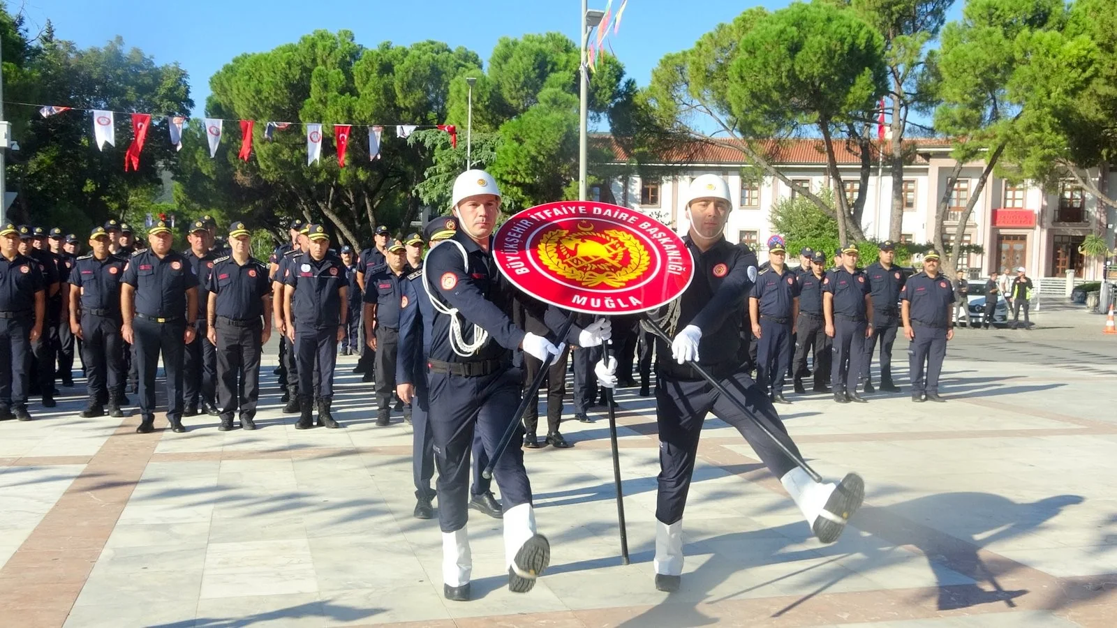 Muğla İtfaiyesi Güçleniyor: 18 Milyon Avroluk Araç Yatırımı