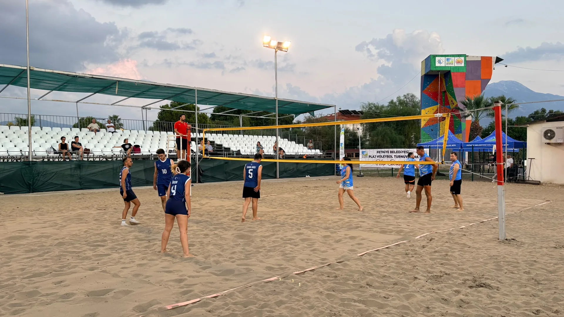 Fethiye’de Avrupa Hareketlilik Haftası Plaj Voleyboluyla Tamamlandı