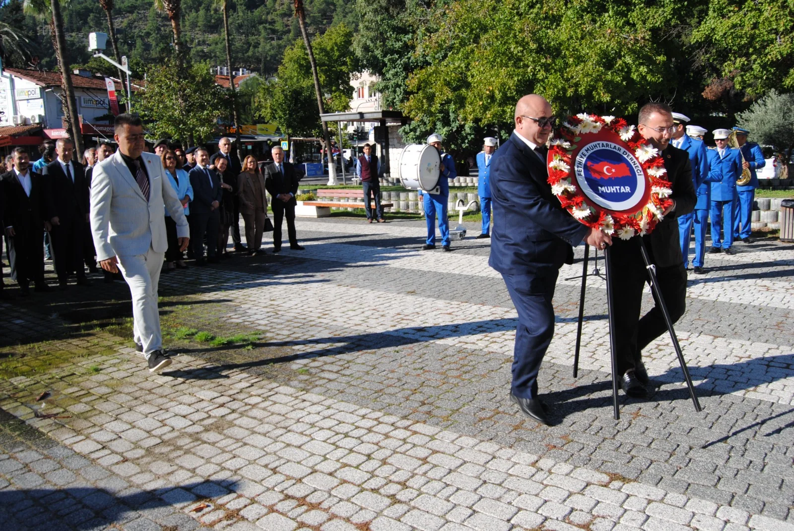 Gün Muhtarların