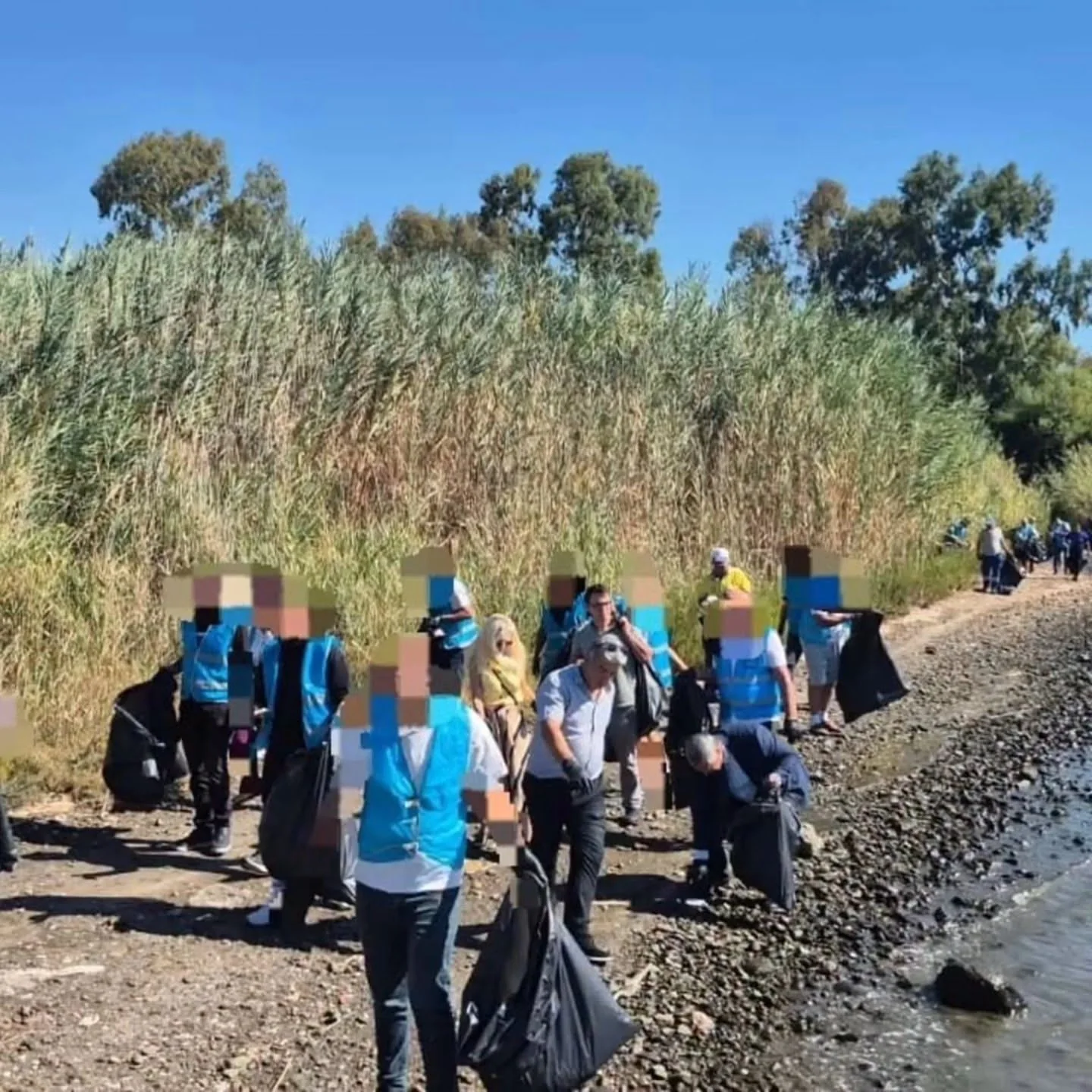 Kurumlar Temizlemekten, İnsanlar Çöp Atmaktan Bıkmadı