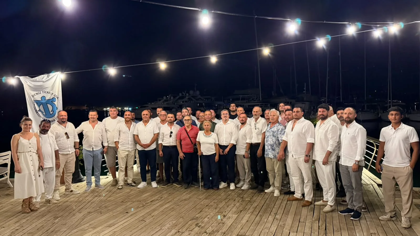 Mehmet Eskici, DTO Yemeğine Ekibiyle Katıldı