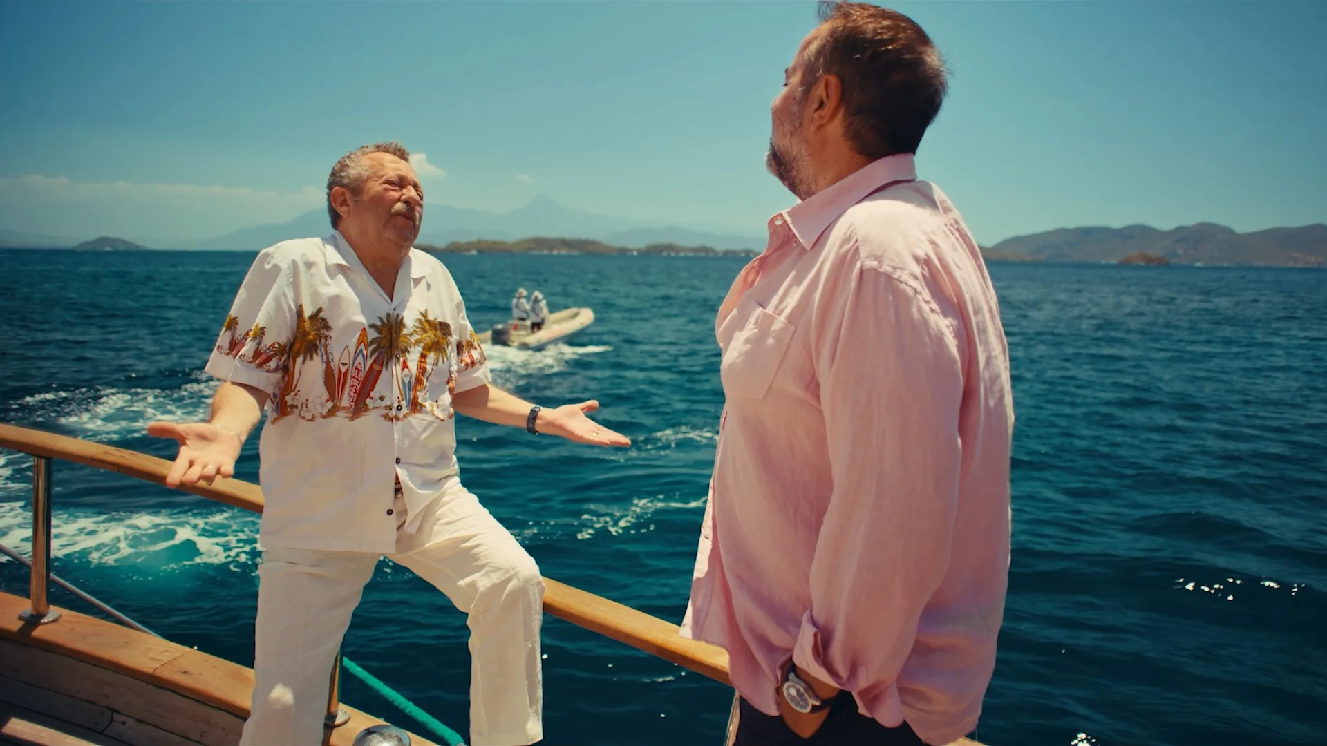 Ata Demirer ve Erkan Can, Mapa Şamandıra Tanıtım Filminde Rol Aldı
