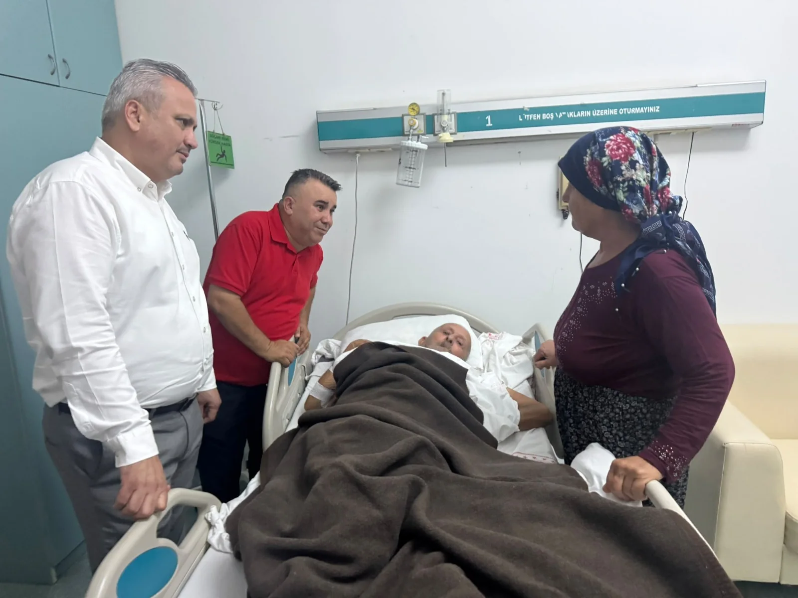 Fethiye Devlet Hastanesi'nde Yatan Hastalara Moral Ziyareti
