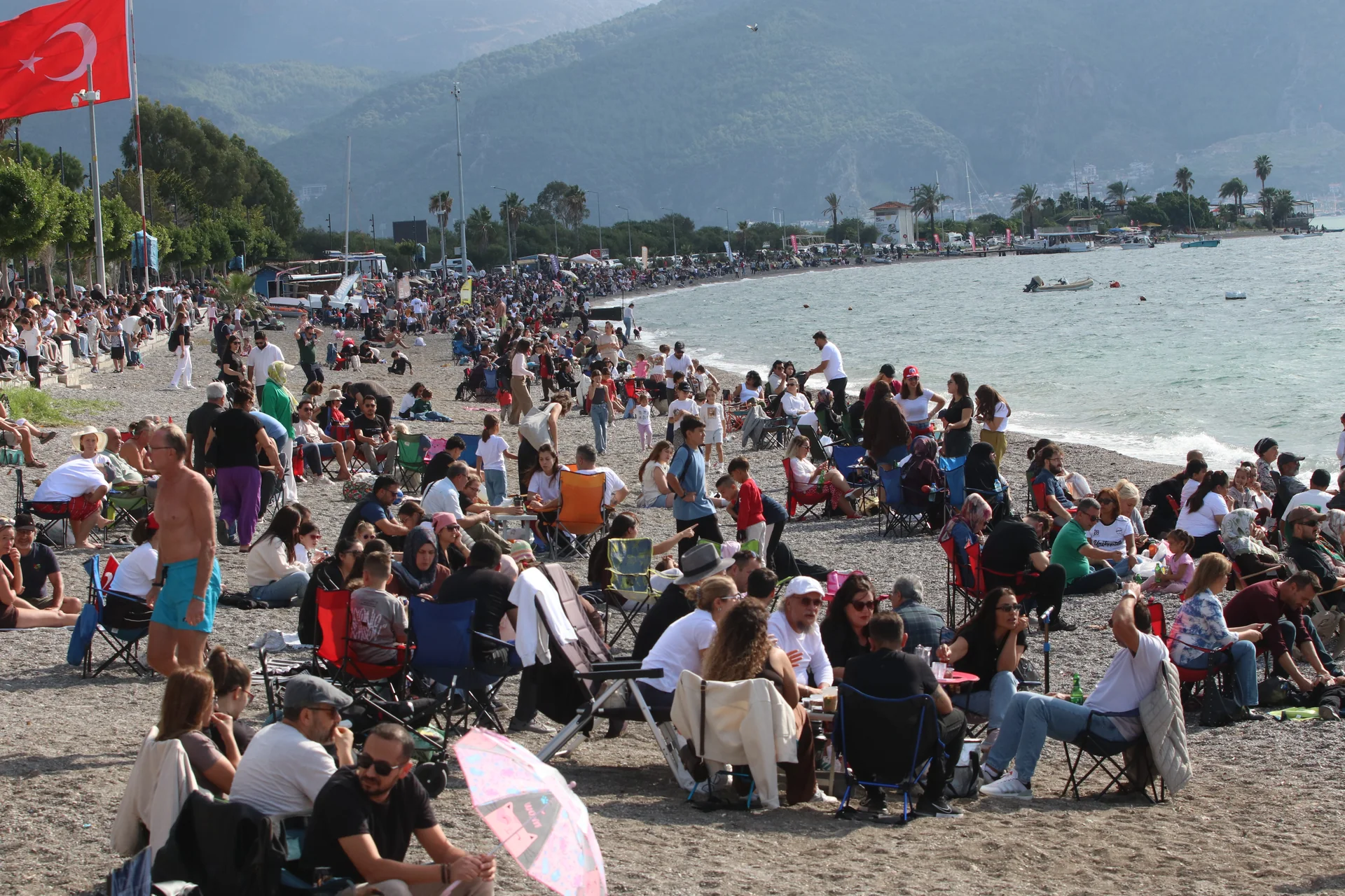 Türk Yıldızları, Fethiye Semalarında Nefes Kesti