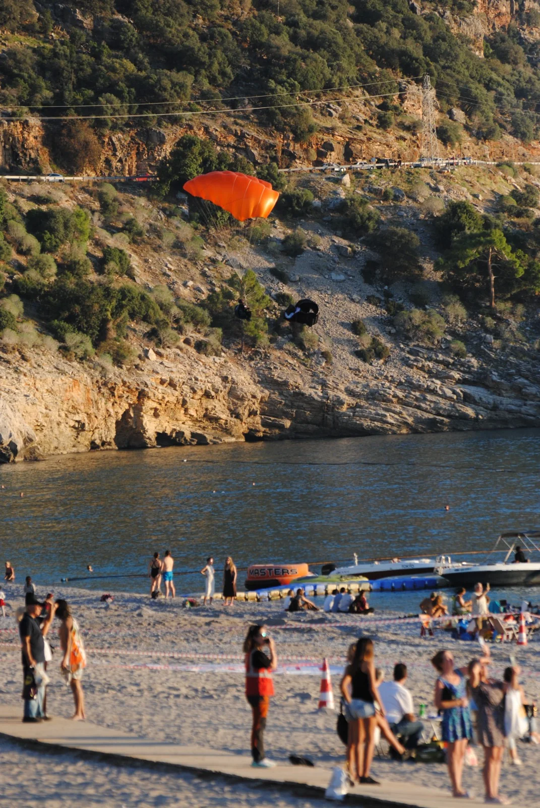 Ölüdeniz Hava Oyunları’nda Denize Düşen Düşene