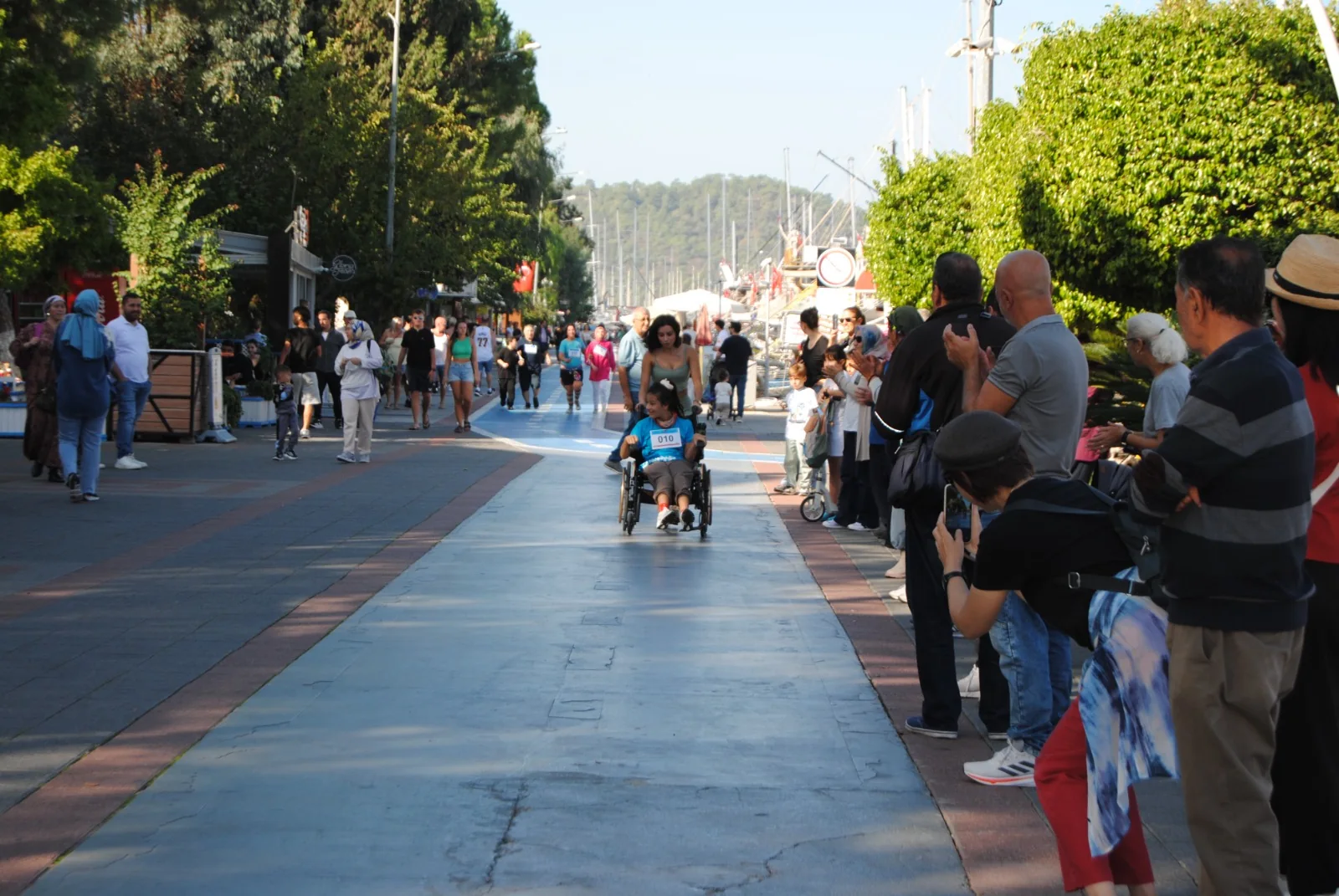 Fethiye’de Kanser Hastaları İçin Koştular