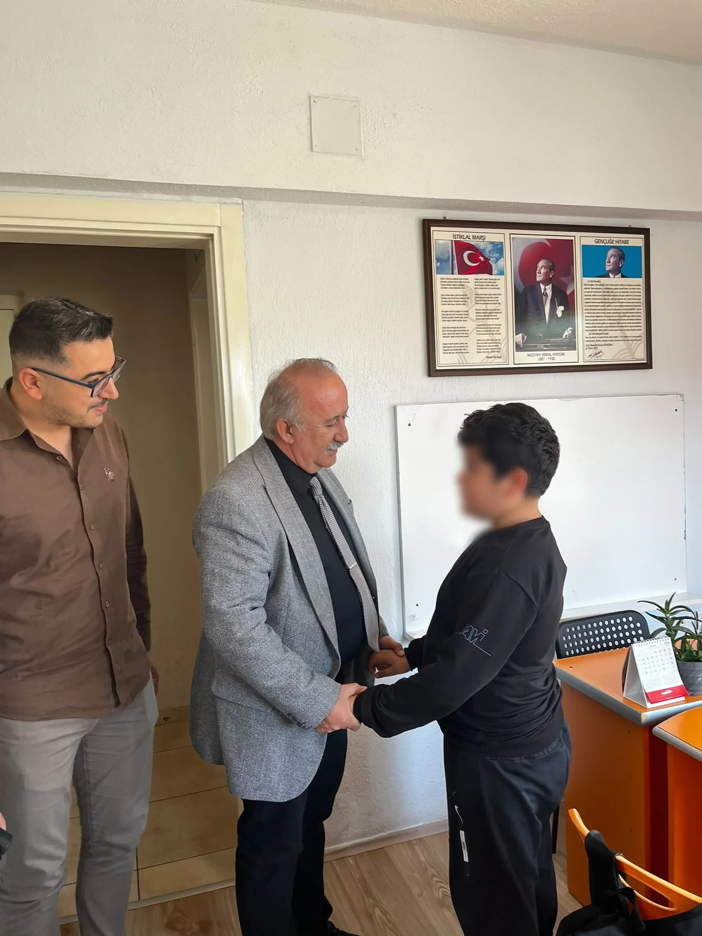 Egemen’in “Müdür Amcamı Çok Özledim” İsteği Gerçek Oldu