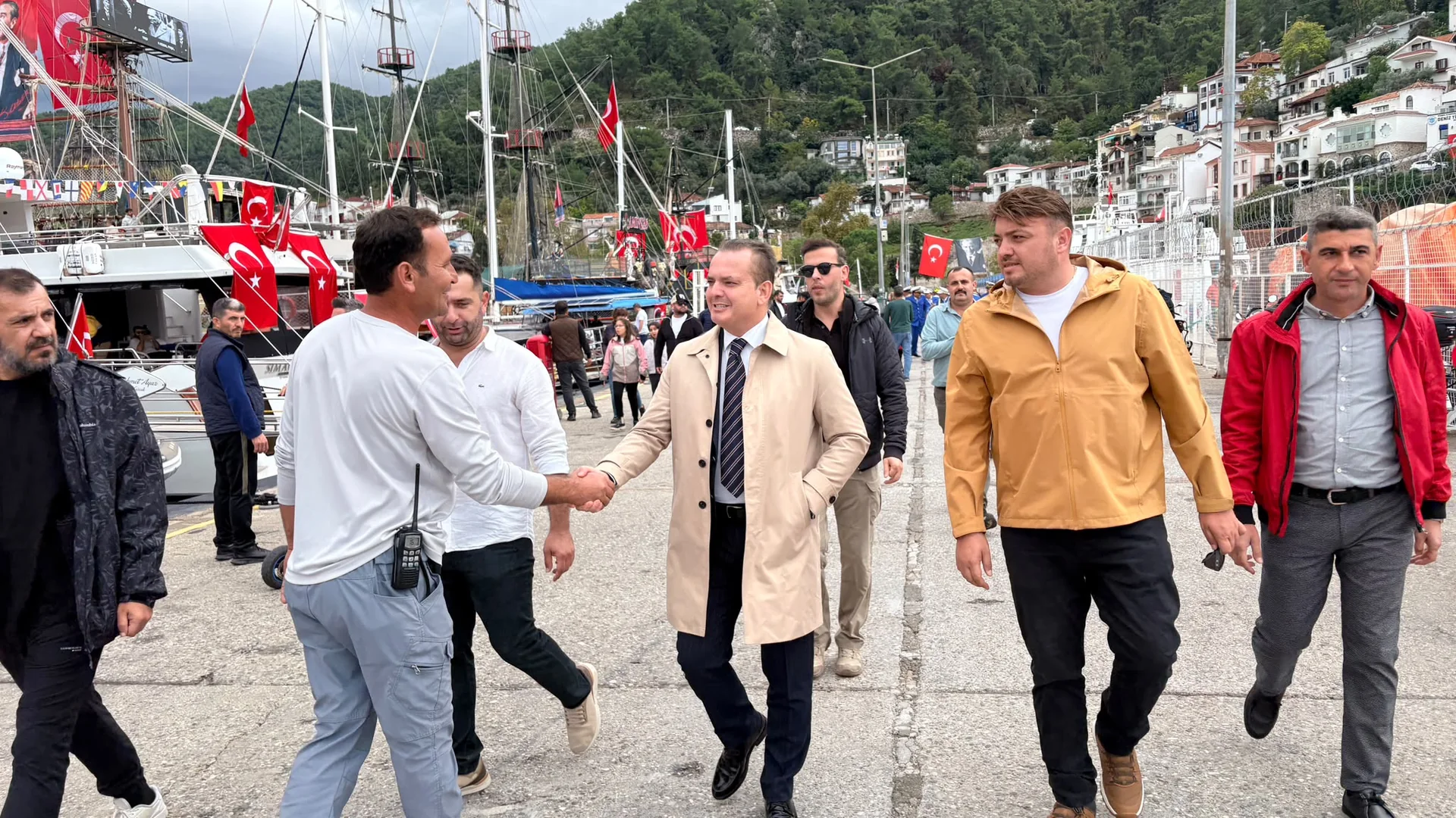 Kaymakam Akkaya, TCG Kaş Gemisini Ziyaret Etti