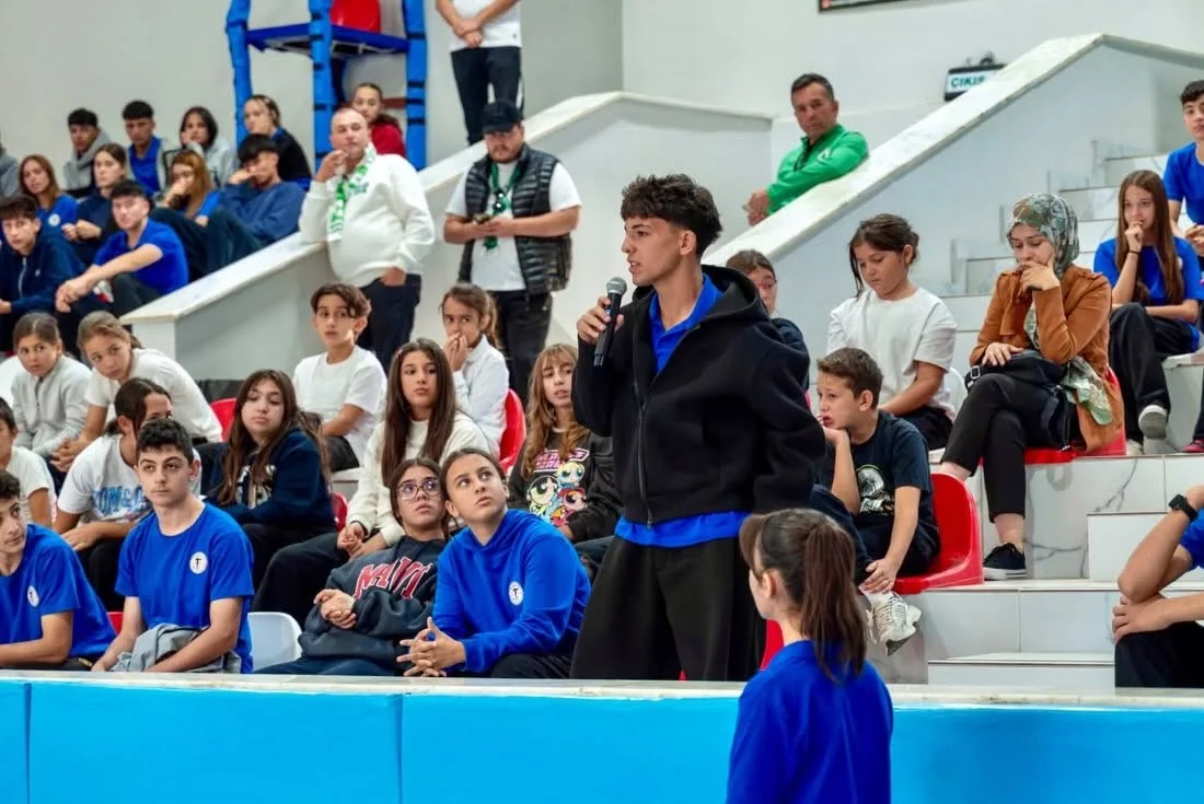 Muğlaspor'dan Spor Okullarına Ziyaret: Öğrencilerle Buluştular