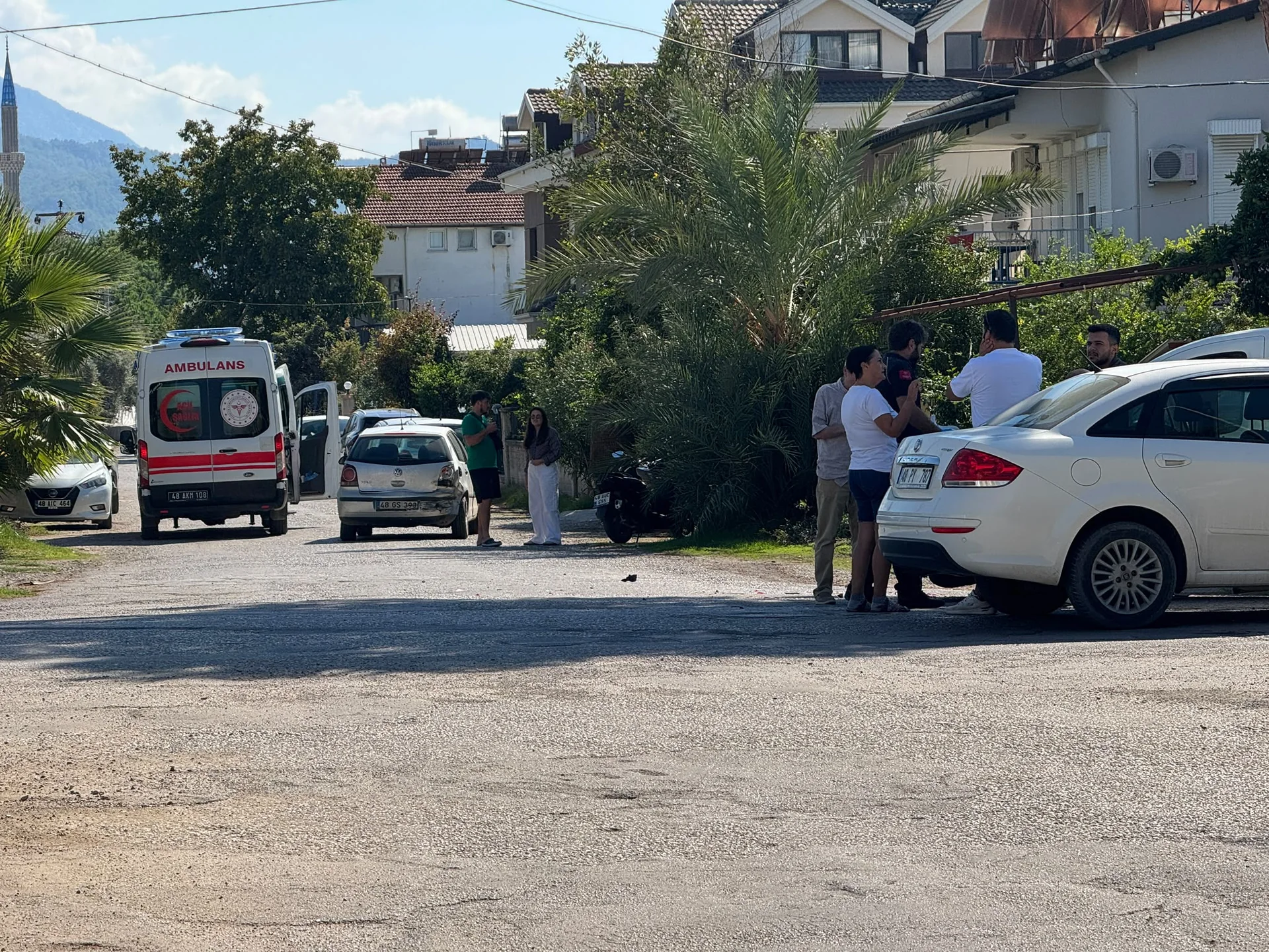 Fethiye’de Üç Otomobil Birbirine Girdi