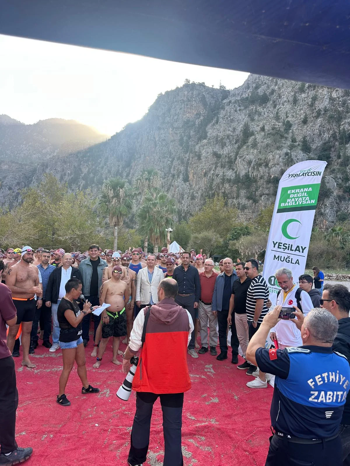 Açık Su Yüzme Yarışları Büyük İlgi Gördü