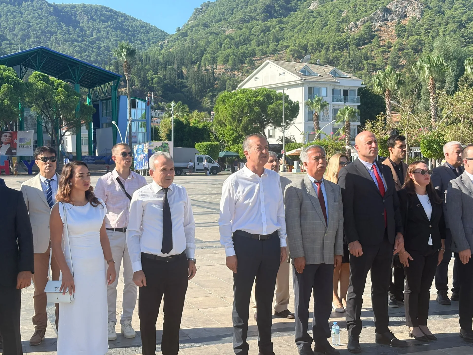 Fethiye’de İlköğretim Haftası Beşkaza Meydanı’nda Kutlandı