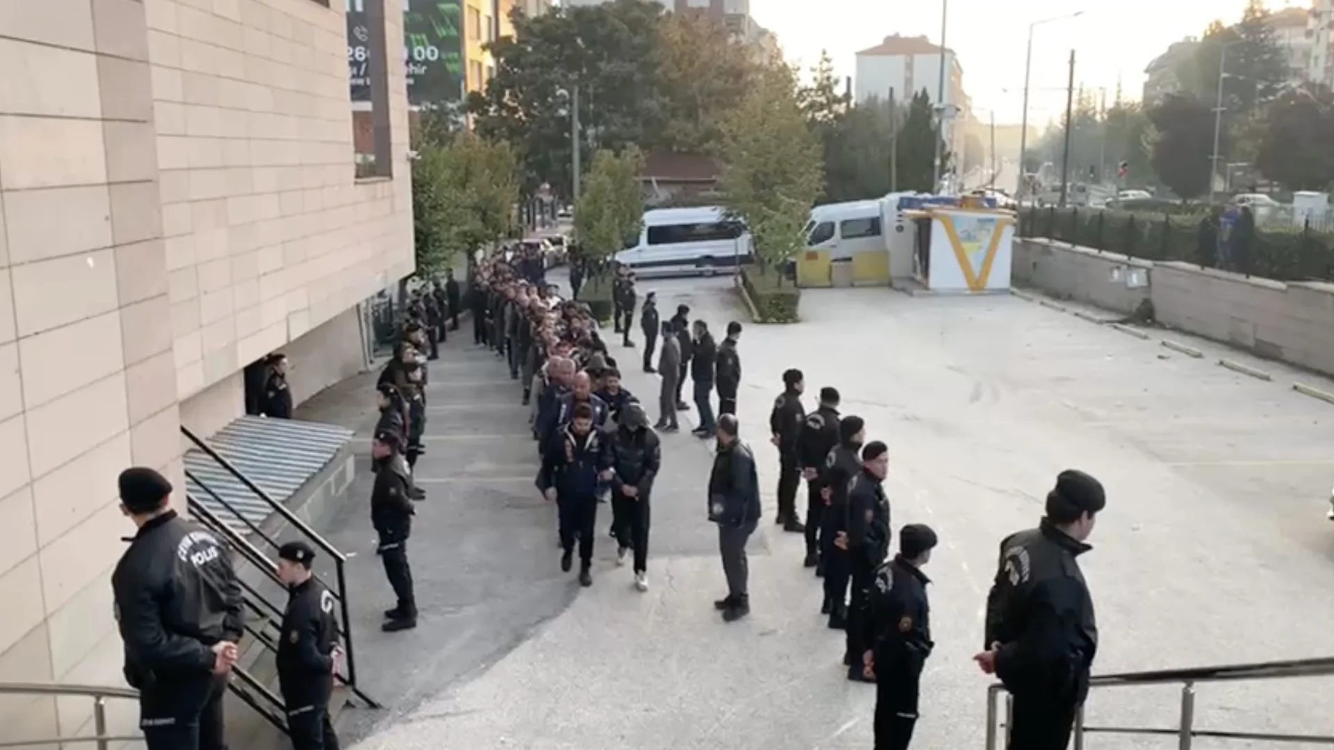Muğla’nın da Aralarında Olduğu 32 İlde Yasa Dışı Bahis Operasyonu
