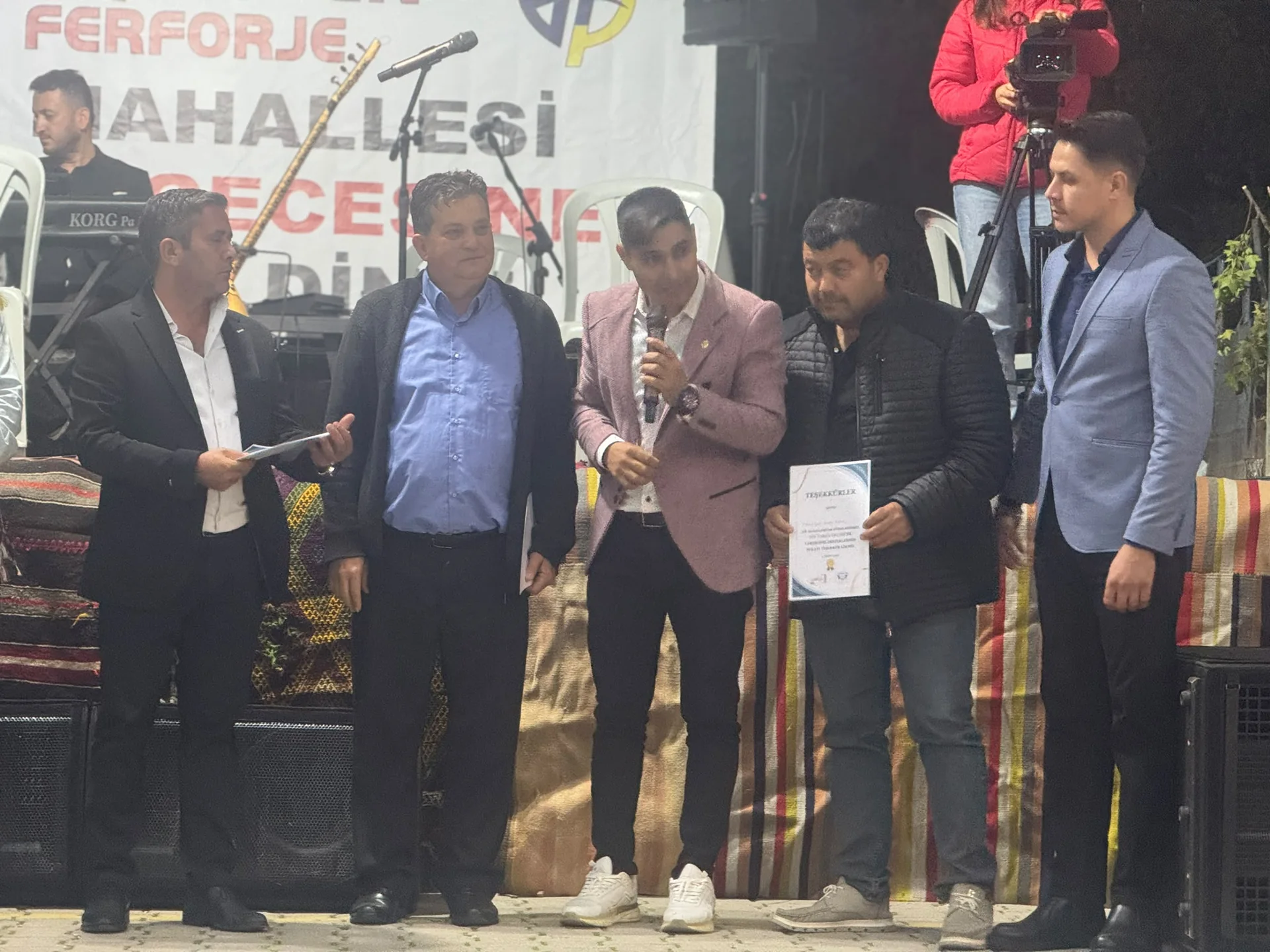 Nif Mahallesi’nde Coşkulu Yaren Gecesi
