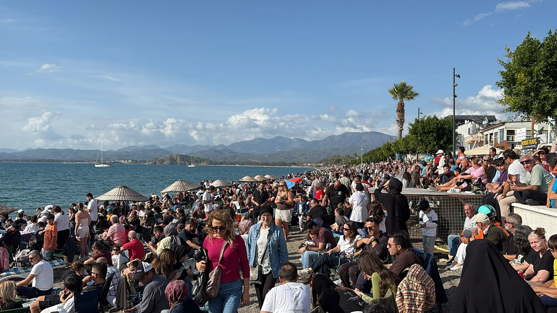 Türk Yıldızları, Fethiye Semalarında Nefes Kesti