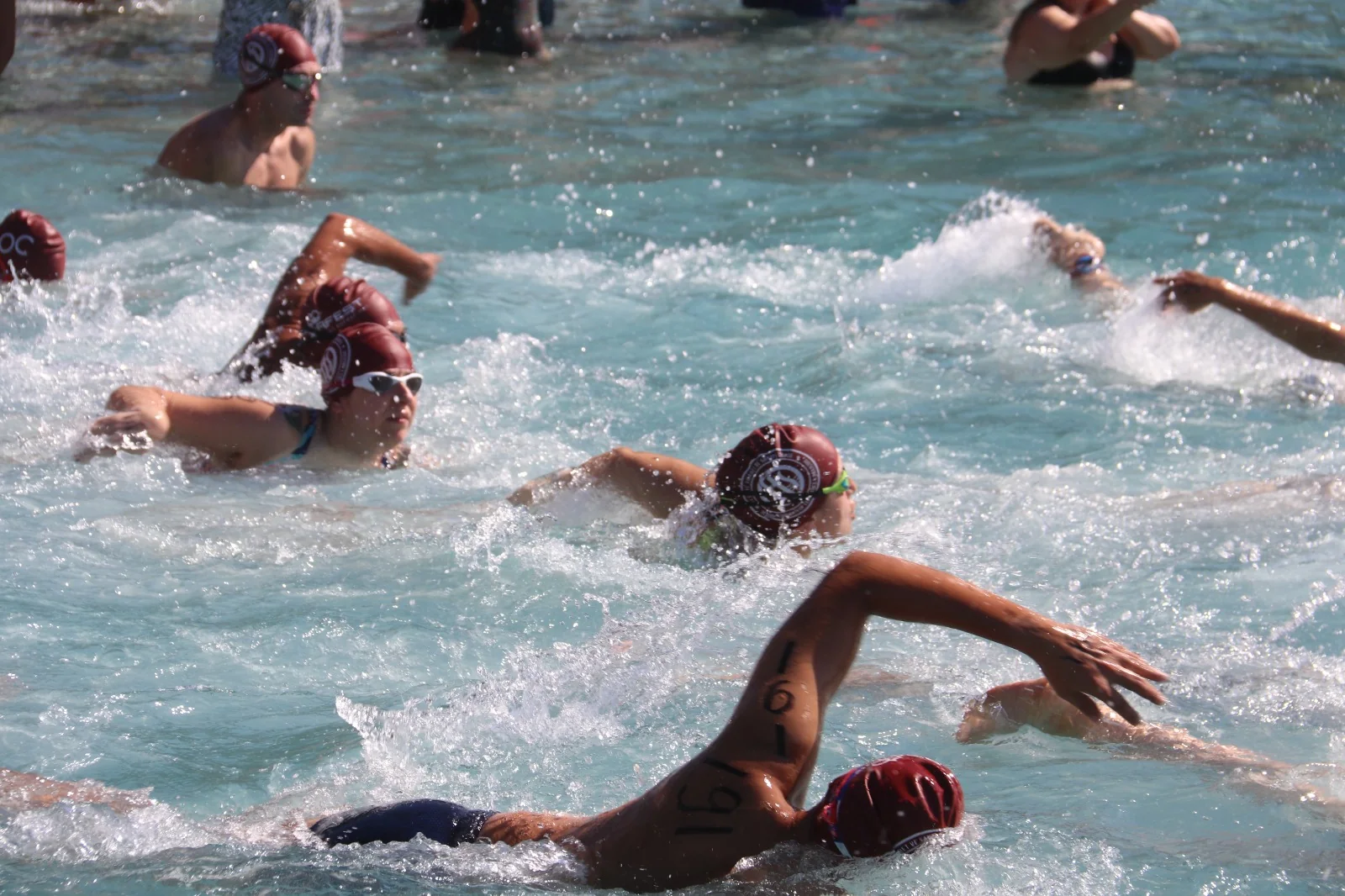 Fethiye’de Açık Su Yüzme Yarışları Başladı