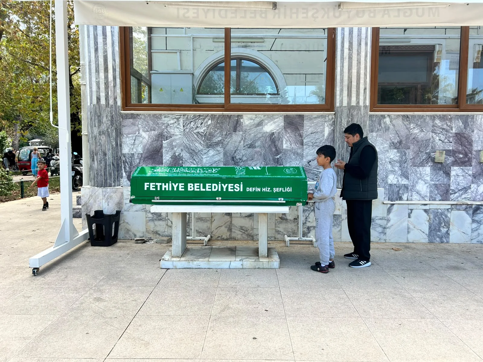 Fethiye’de Eşinin Hayrına Lokma Dökülecekti, O da Hayatını Kaybetti