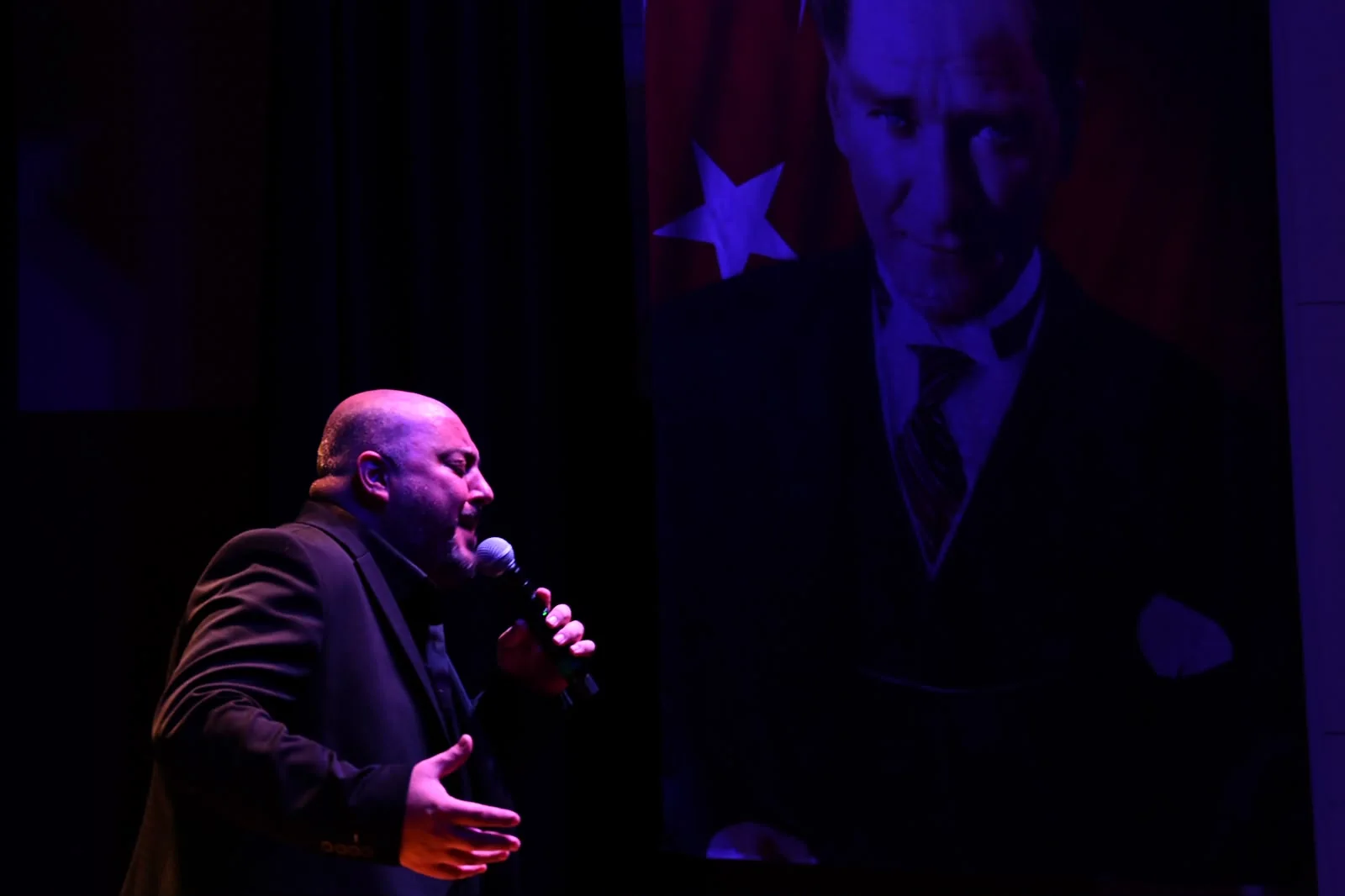 Neşet Ertaş, Fethiye’de Kent Orkestrası ve Erol Parlak’ın Katıldığı Konserle Anıldı