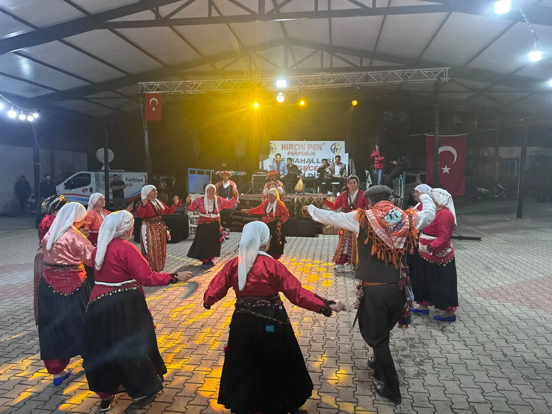 Nif Mahallesi’nde Coşkulu Yaren Gecesi