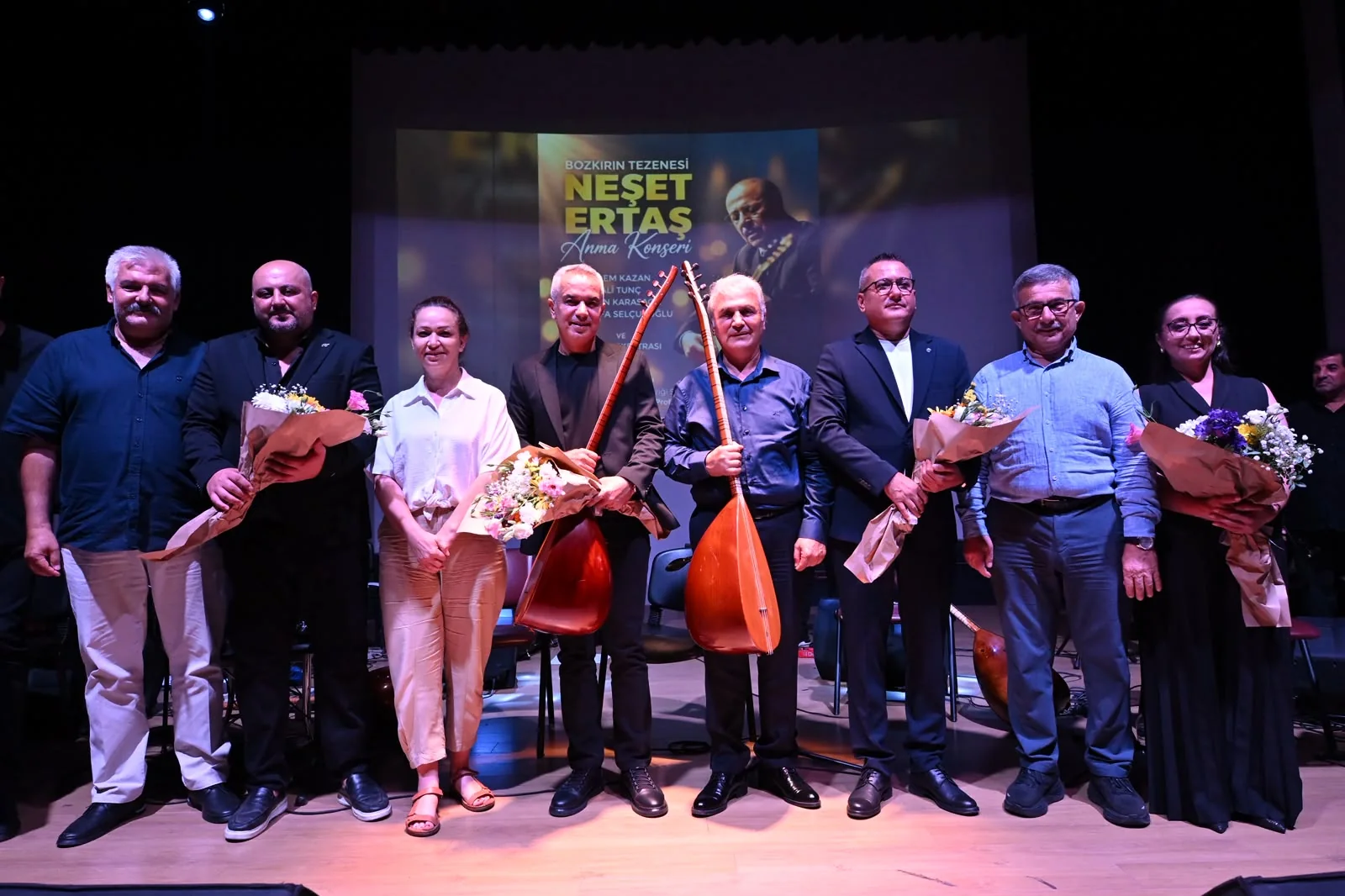 Neşet Ertaş, Fethiye’de Kent Orkestrası ve Erol Parlak’ın Katıldığı Konserle Anıldı