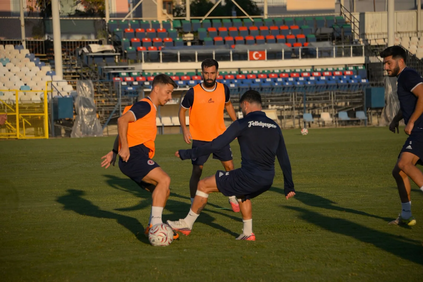 Fethiyespor, Evinde De Gülmek İstiyor