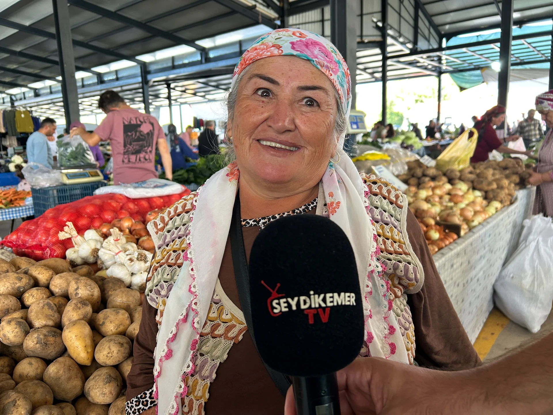 Seydikemer’de Pazar Fiyatları Herkes İçin Aynı Değil: “Paran Varsa Şehir, Paran Yoksa Zehir”