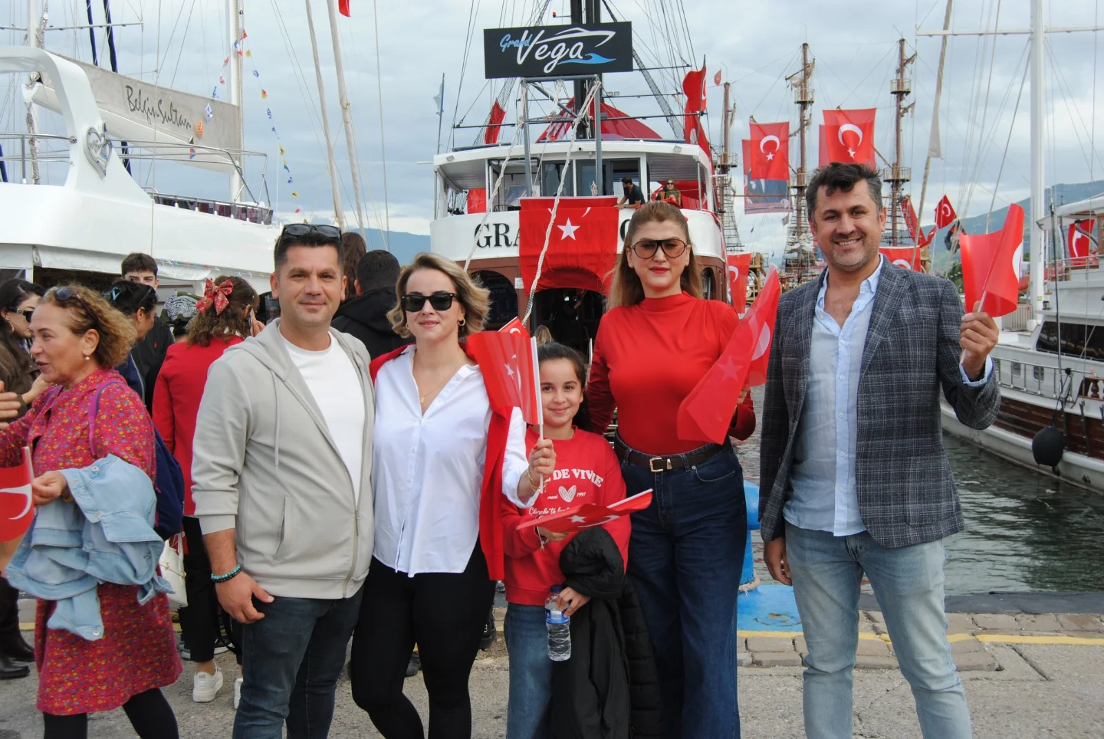 Fethiye'de Deniz Alayına Büyük Katılım