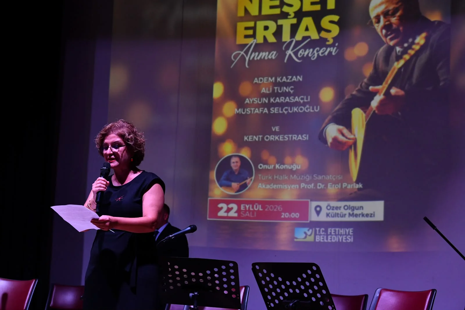 Neşet Ertaş, Fethiye’de Kent Orkestrası ve Erol Parlak’ın Katıldığı Konserle Anıldı