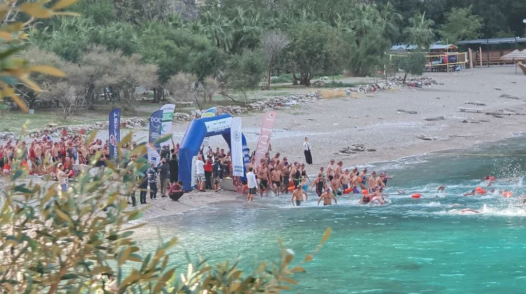 Açık Su Yüzme Yarışları Büyük İlgi Gördü