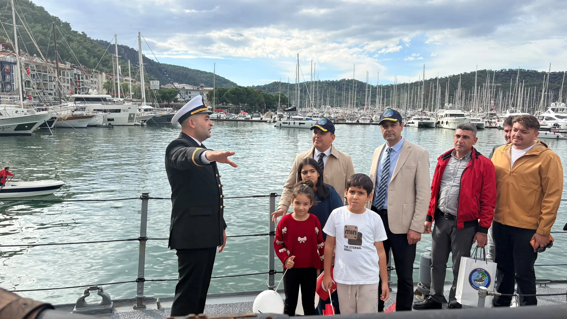 Kaymakam Akkaya, TCG Kaş Gemisini Ziyaret Etti
