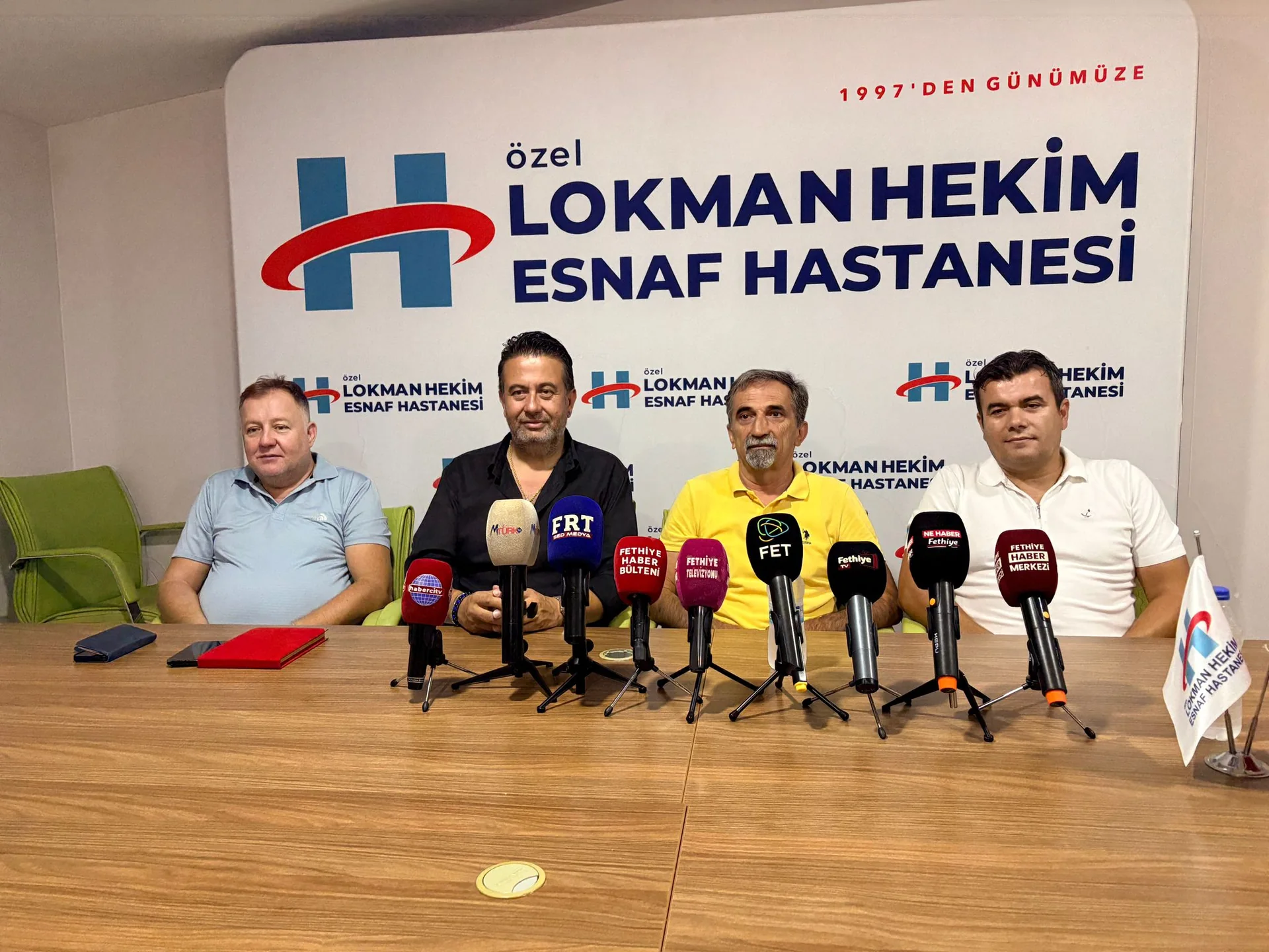 Fethiyespor’dan Lokman Hekim Esnaf Hastanesi’ne Teşekkür Ziyareti