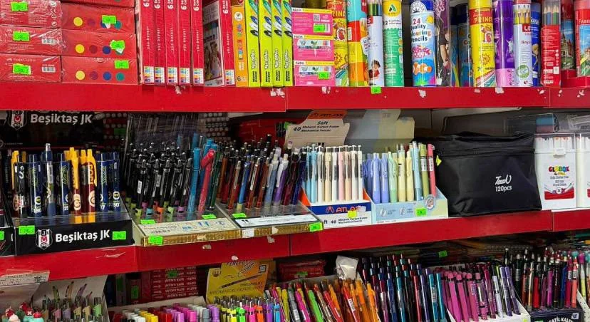 Fethiye’de Okul Alışverişi Başladı: Kırtasiyeciler Yoğunluğu Bekliyor