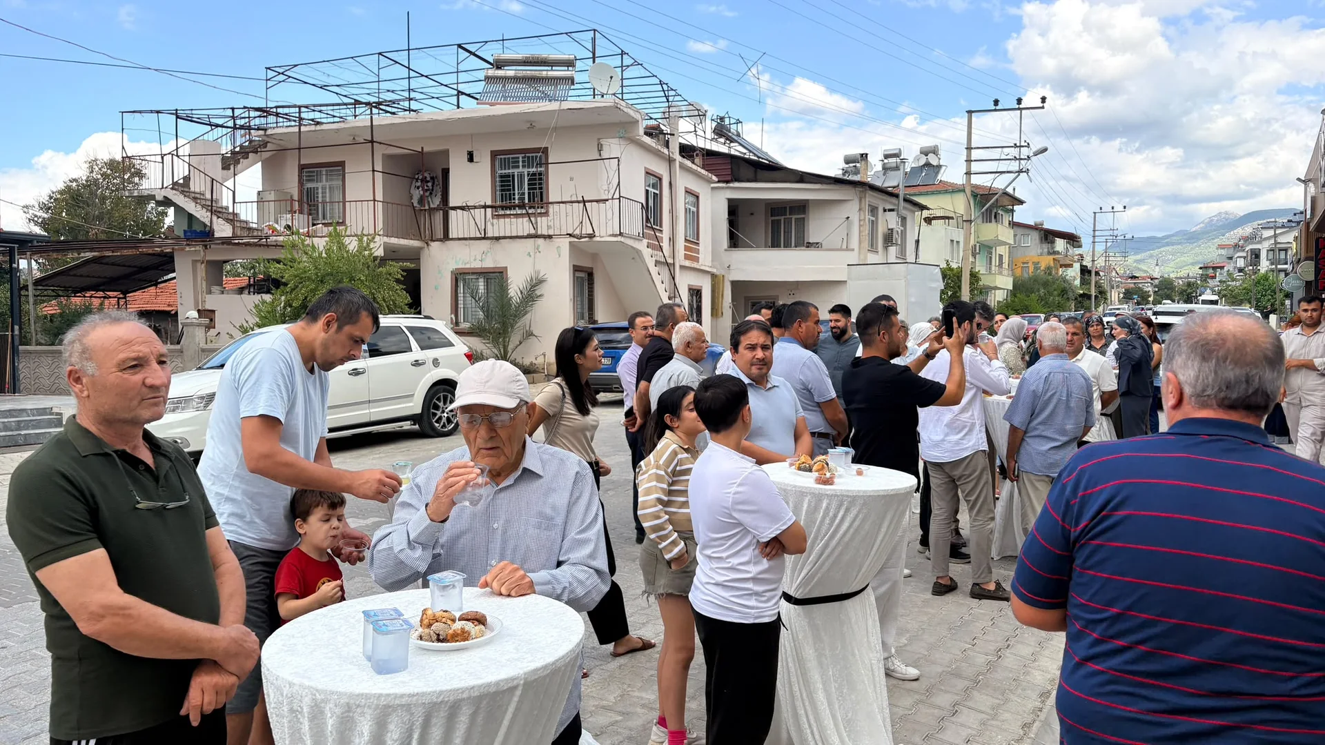 Çamköy’de Unlu Mamulleri Hizmete Açıldı